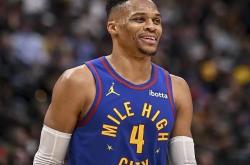 AYX官方直播-包含76人险胜山东队，约基奇高光表现的词条