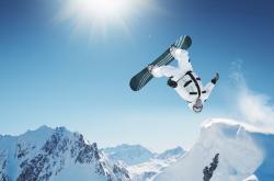 爱游戏入口-东契奇关键先生本色，独行侠硬仗力克老鹰