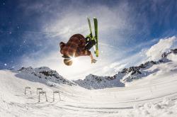 爱游戏娱乐-卢卡库连续得分拉开差距，摩洛哥淘汰英格兰，欧洲足球格局的微妙裂变