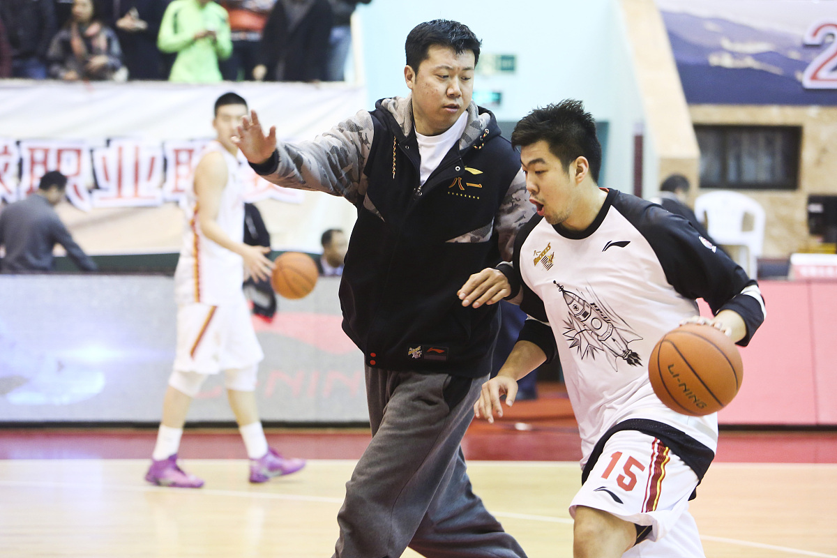 包含新赛季挑战即将开始！球队备受媒体瞩目的词条