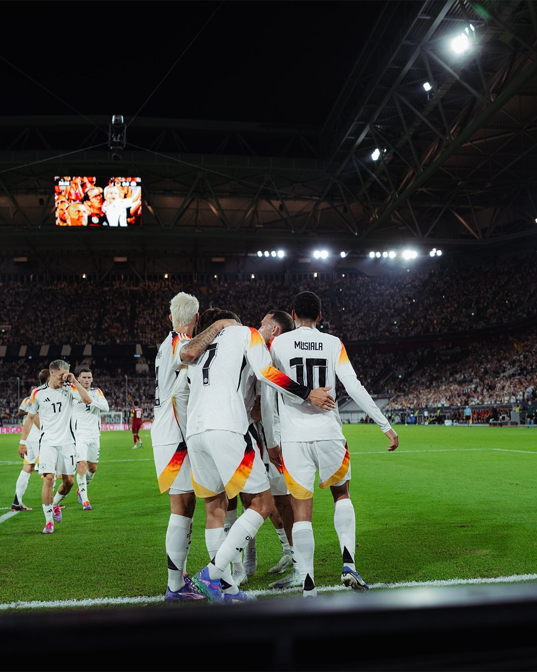 德国队备战对决法国，争取胜利的简单介绍