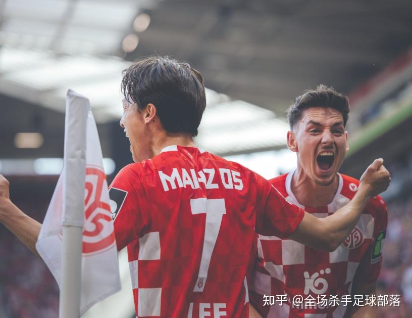 欧冠比赛中法国球队击败门兴格拉德巴赫