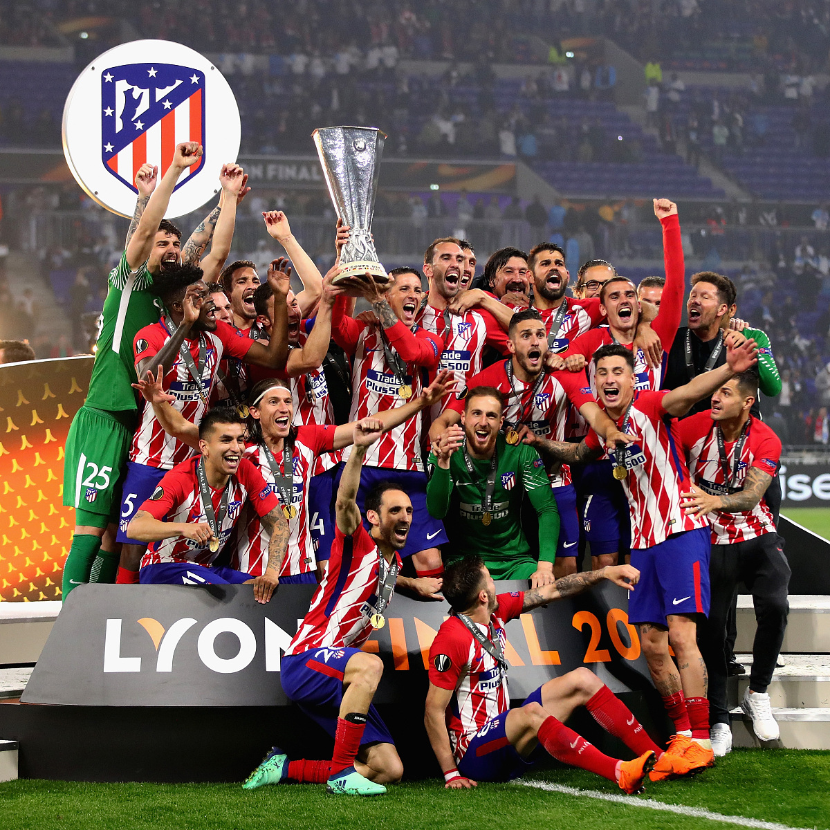 西班牙大胜卢森堡，锁定欧预赛晋级名额的简单介绍