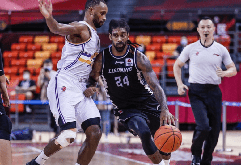 佛罗伦萨士气高昂待战强敌取胜的简单介绍