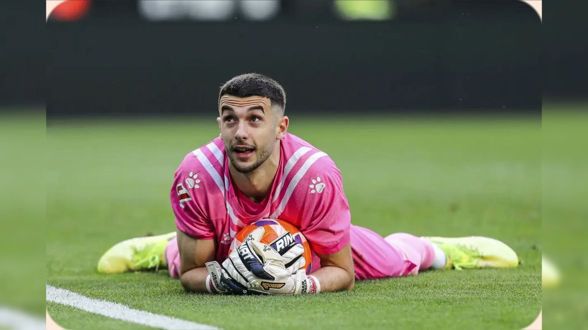 拜仁慕尼黑击败多特蒙德,获得胜利 拜仁慕尼黑击败多特蒙德,获得胜利