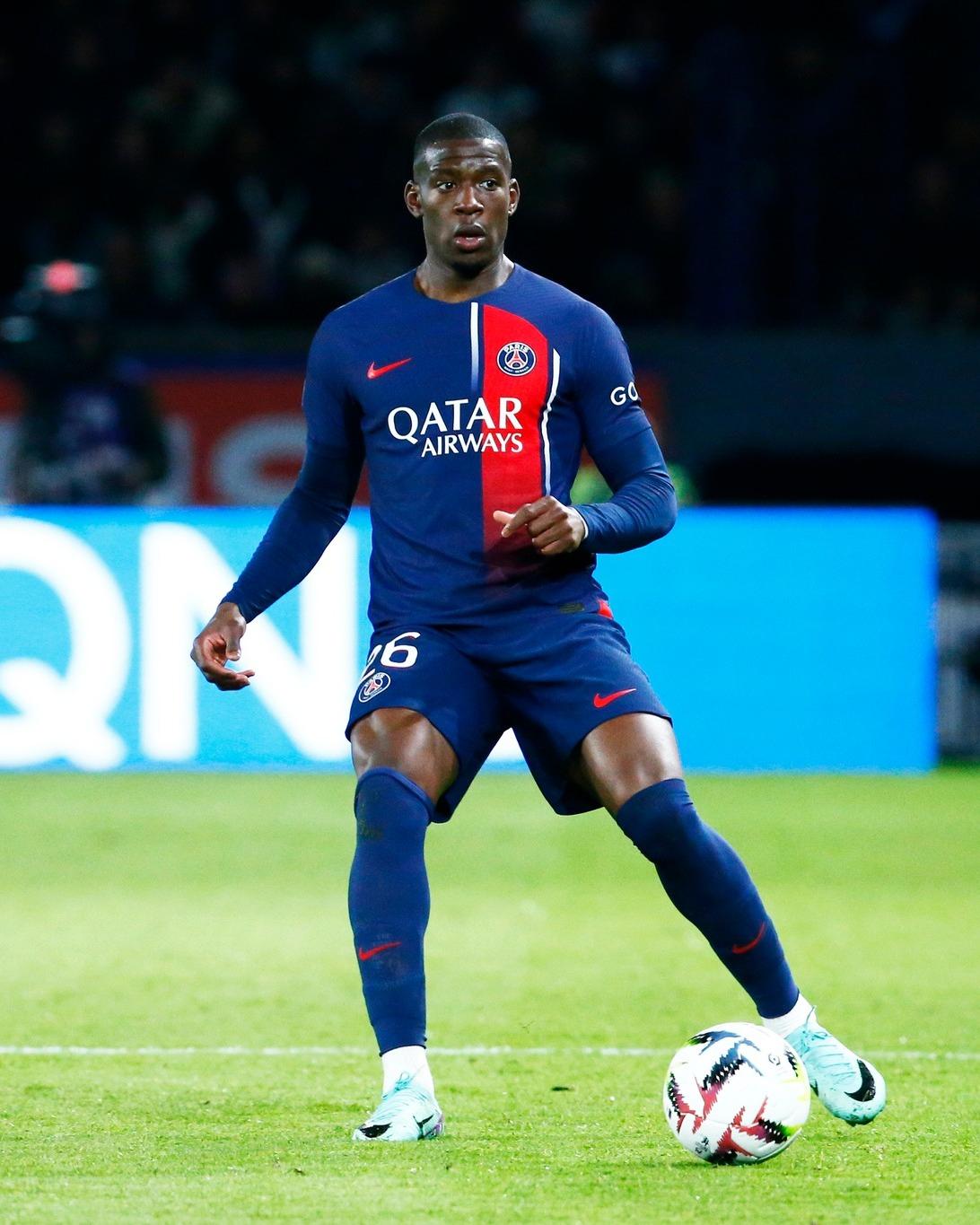 包含巴黎圣日耳曼憾负图卢兹，失去全胜势头的词条