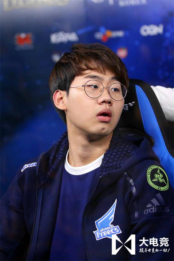 训练起早贪黑，只为击败对手在赛场的简单介绍