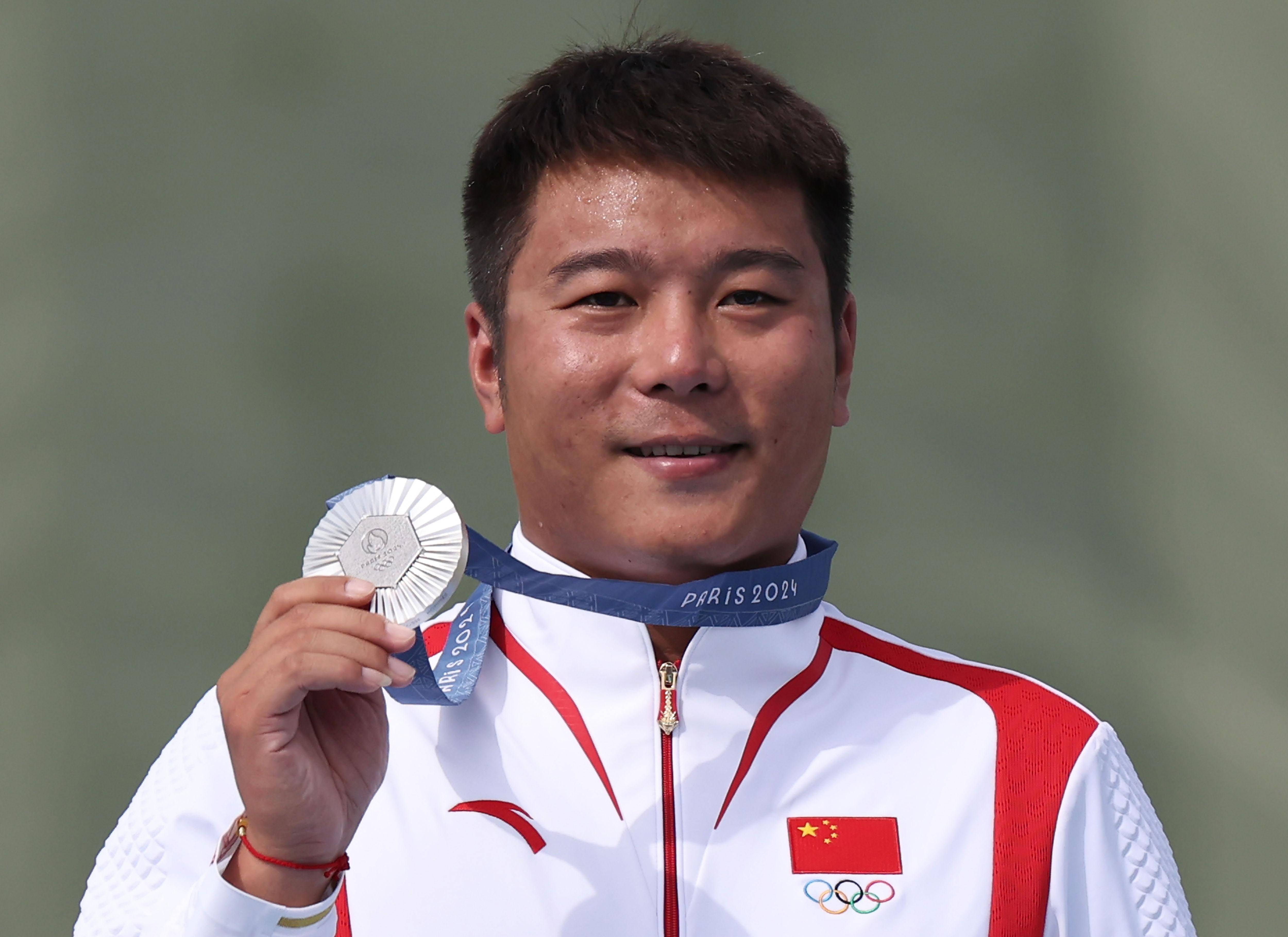 中国运动员在奥运赛场上奋勇拼搏，带来光辉战绩的简单介绍