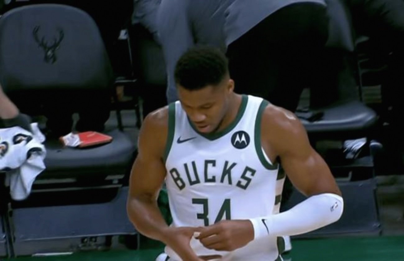 包含魔术血洗勇士，字母哥高光表现的词条