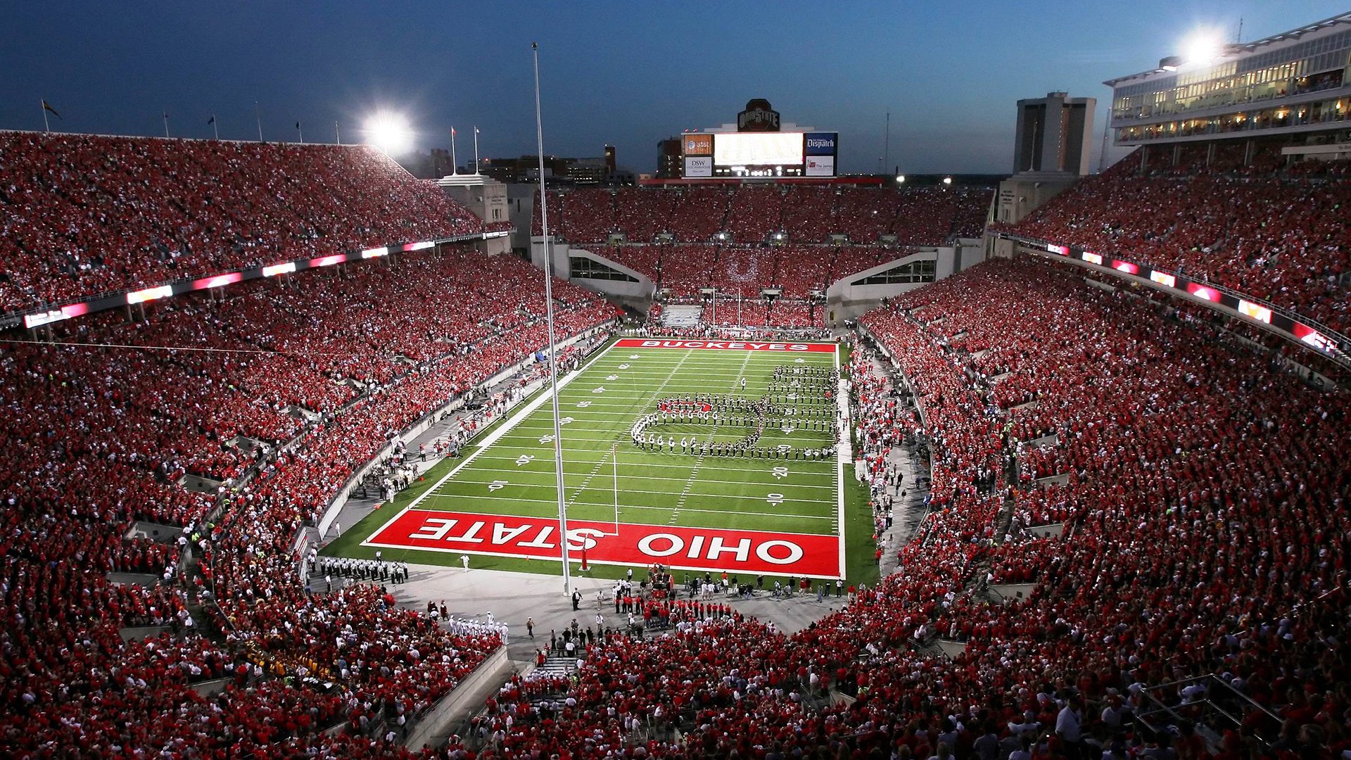 足球世界的平行宇宙，莱奥完美演绎与新西兰击溃皇马的启示